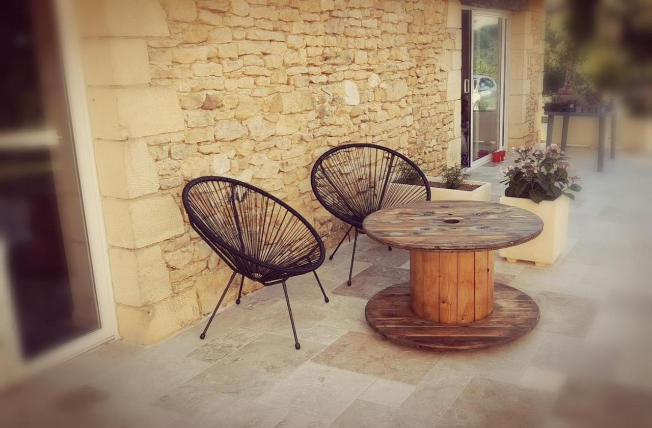 Bed and Breakfast Ô Rêve de Gabriel Saint-Amand-de-Coly Exterior foto