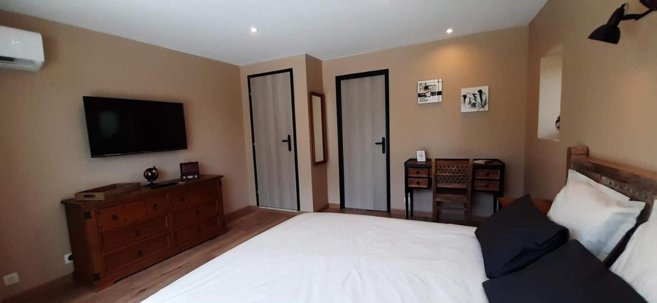 Bed and Breakfast Ô Rêve de Gabriel Saint-Amand-de-Coly Exterior foto